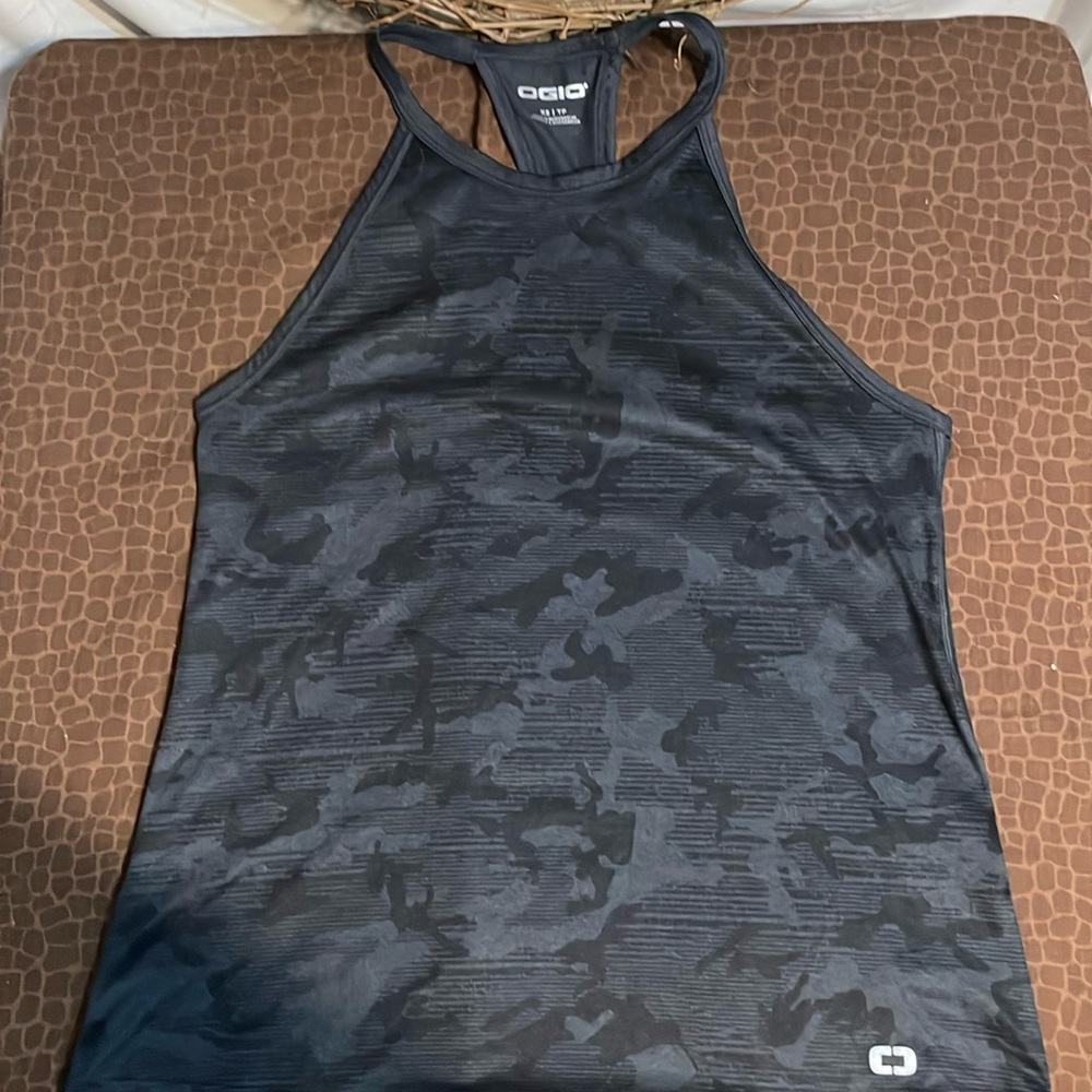 OGIO Top